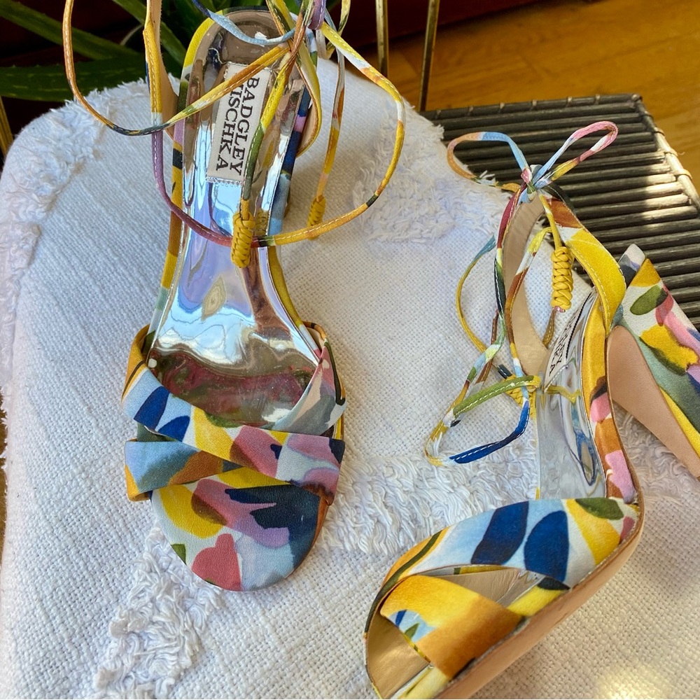 Badgley Mischka Yellow Blue Heels with Ankle Strap